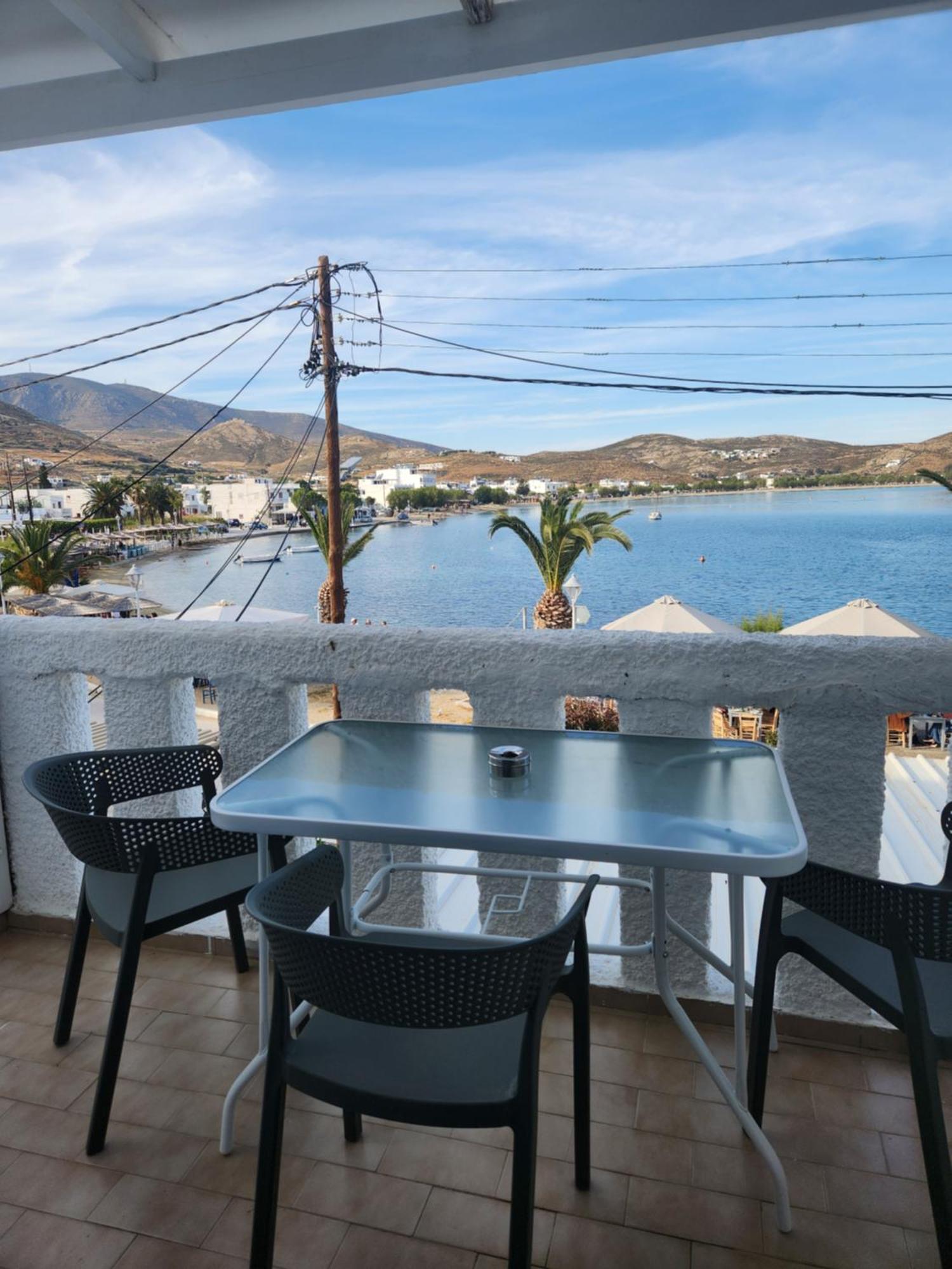Eleios Hotel Serifos Livadi  Eksteriør billede